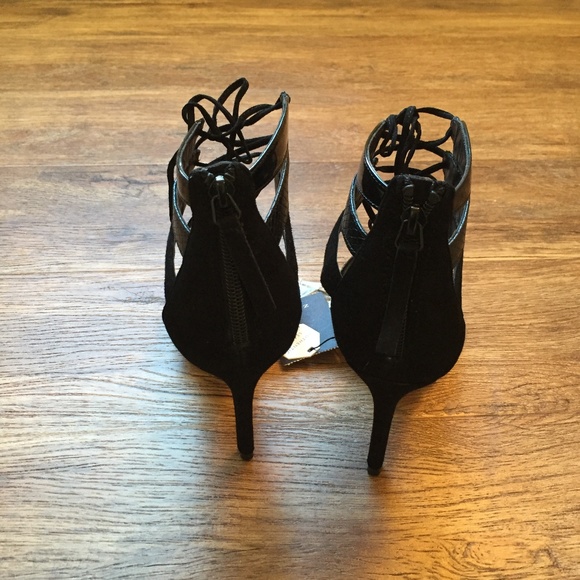 ZARA  Leather High Heel Sandals:Black, US 8/EUR 39 - Picture 6 of 6